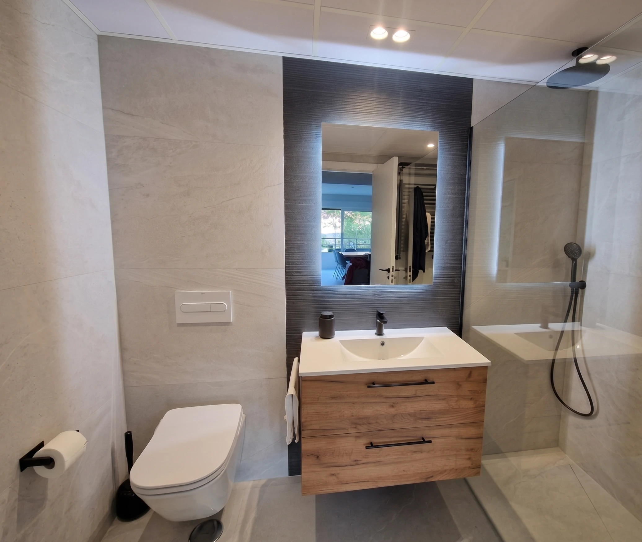 Baño con ducha